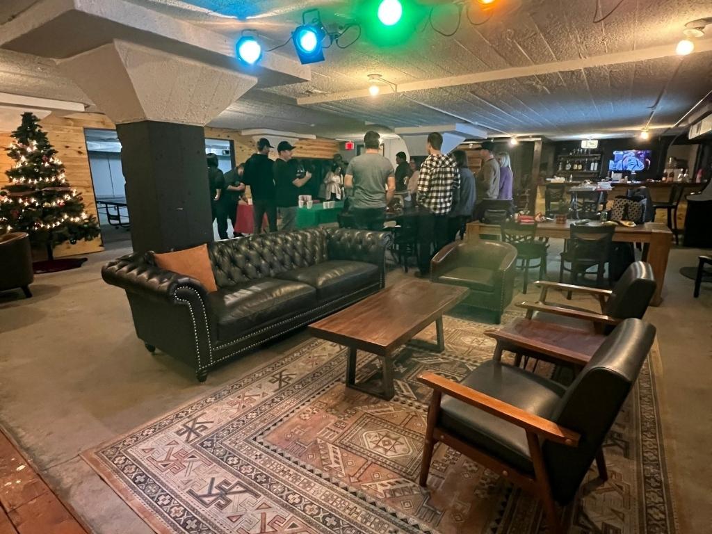 More Photos, photo 1
